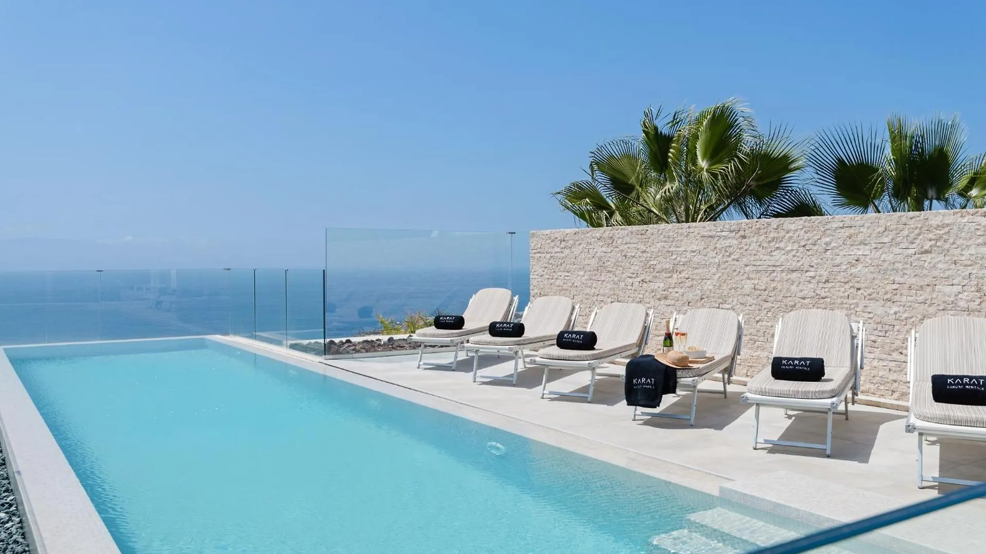 Karat Villa Zambrano Guía de Isora